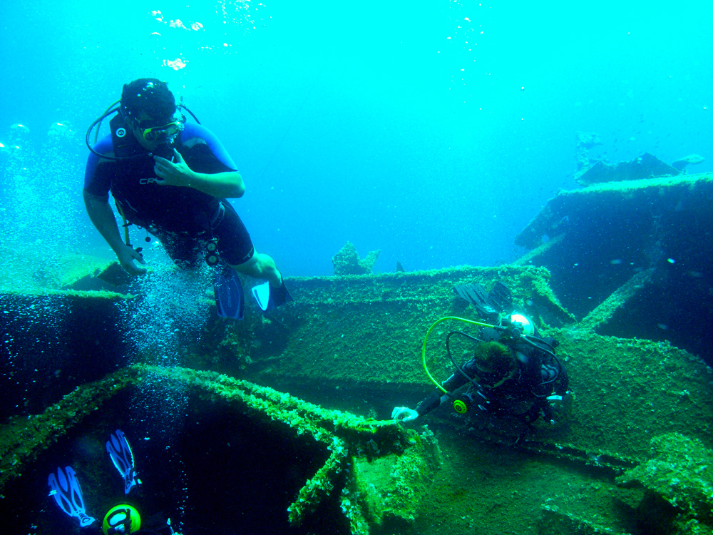 Deep Night Adventure